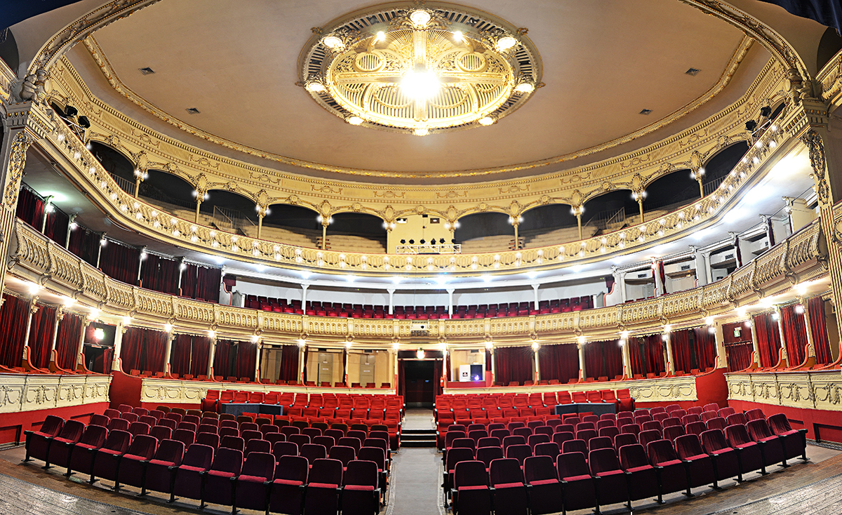 teatro cervantes de Almería