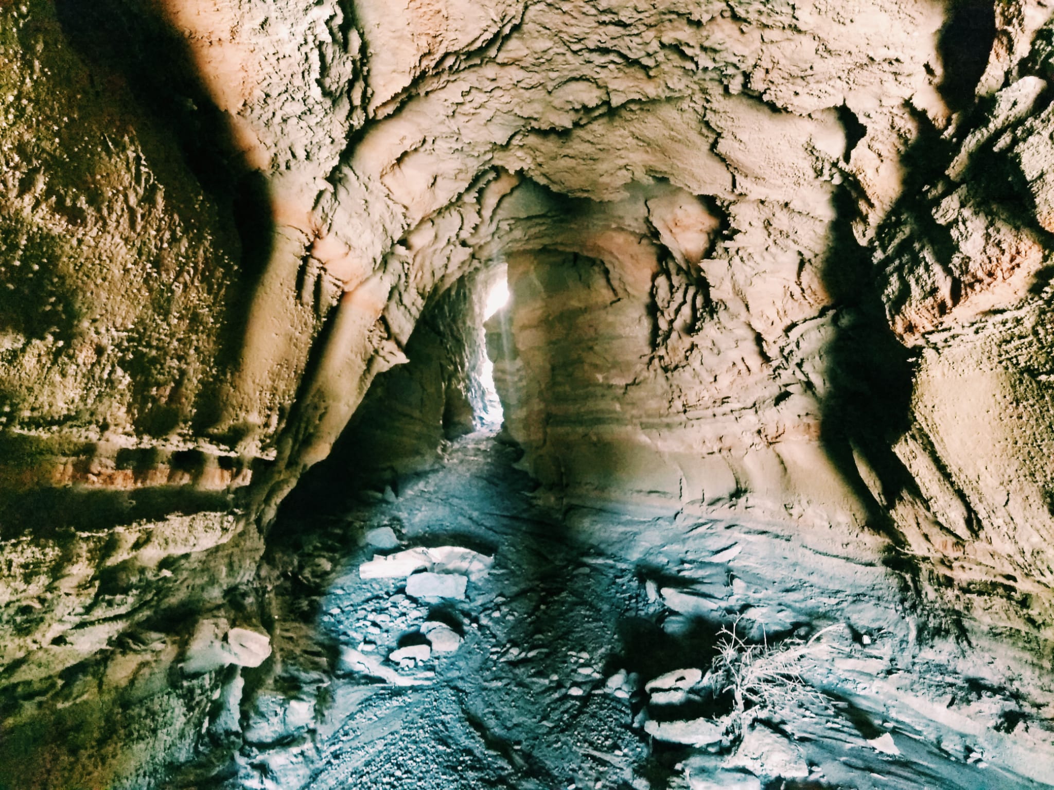 túnel-natural-santa-cruz-de-marchena