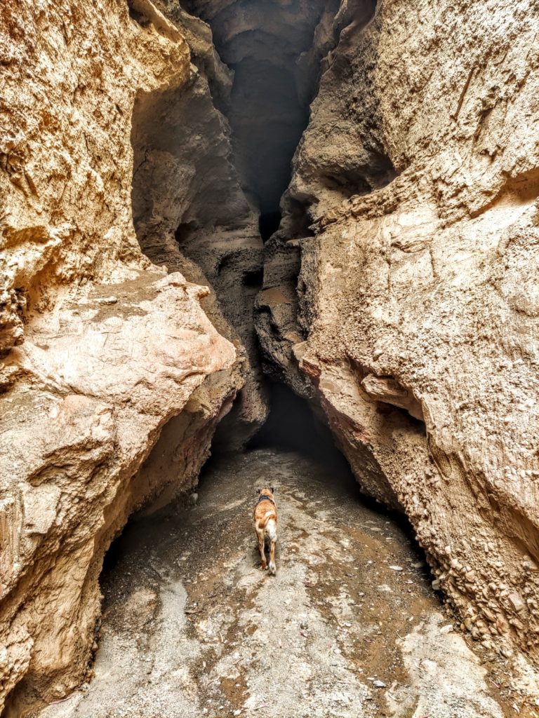 entrada-gruta-natural